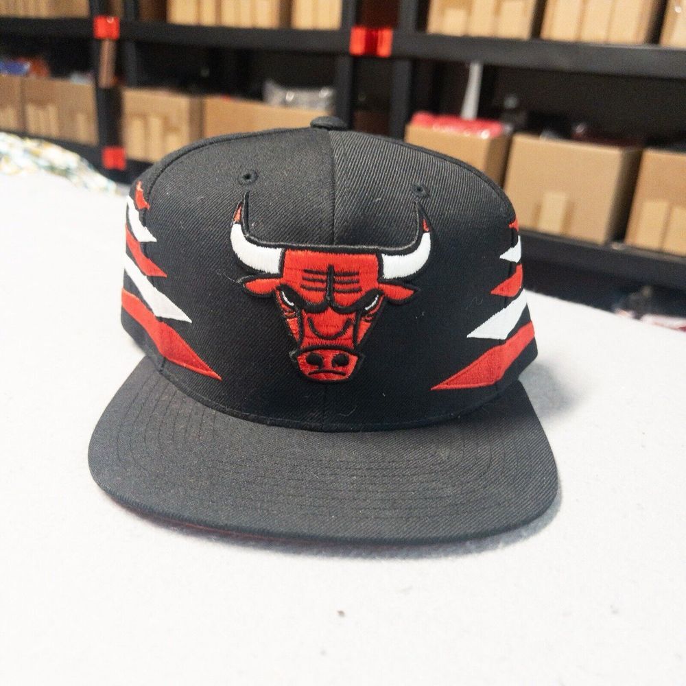 NWOT Mitchell Ness Chicago Bulls SnapBack Cap‎